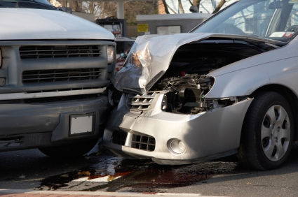 Close-up car accident - insBlogs